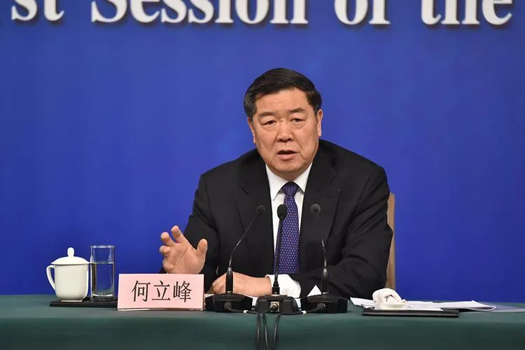 陸副總理何立峰：贏得大國博弈戰略主動　焦點是發展新質生產力
