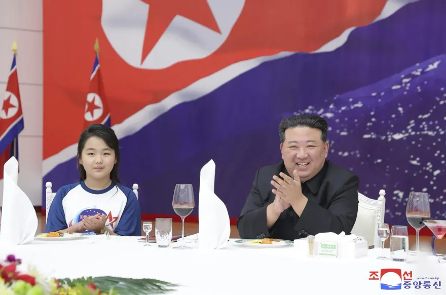金朱愛被吹捧為新星女將軍　分析人士：金正恩或因健康問題急立接班人