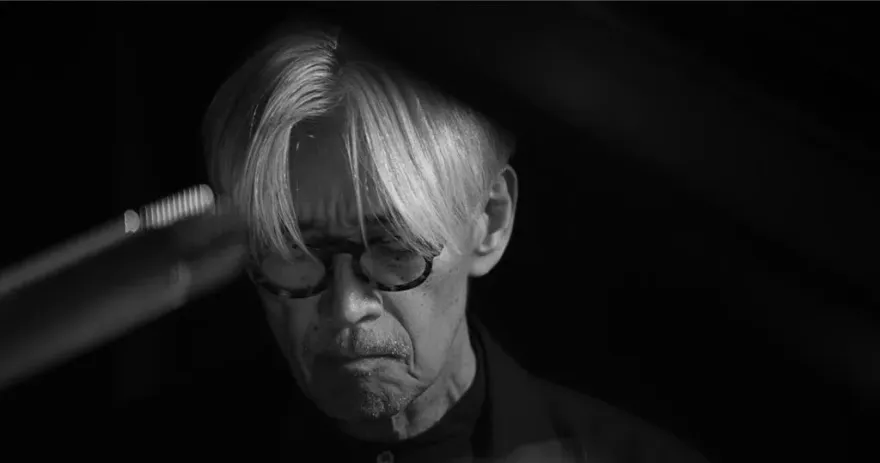 最後1場謝幕！日本傳奇音樂巨匠遺作…《坂本龍一：OPUS》用音樂感動全世界