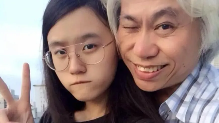 「爺孫戀」林靖恩超商偷飲料被罰！李坤城兒自嘲：還好上天處理掉色爸爸