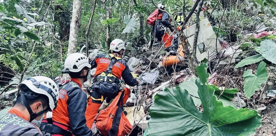 影/蘇花公路驚見男屍「臉部已腐爛」！警：死亡3～7天　公布特徵待指認