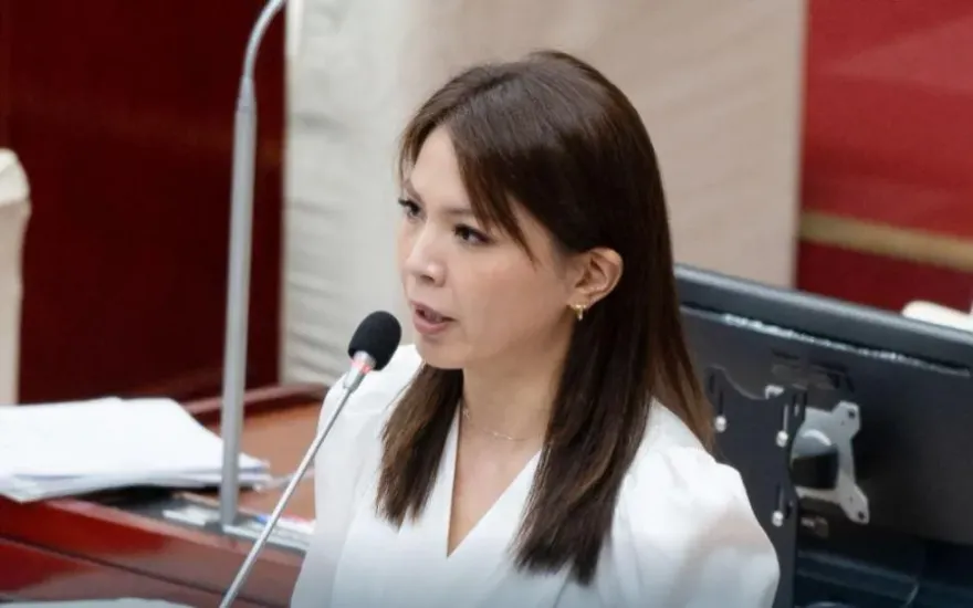 轟綠「死抱非核神主牌」強推四接　深澳媳婦鍾沛君：捨本逐末歪理一堆