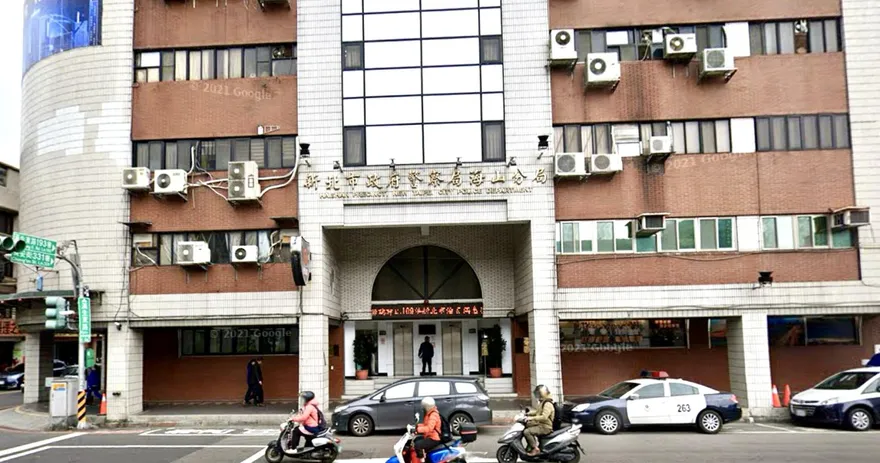 新北警碰酒促妹問「有酒嗎？」　遭控性騷記申誡2次