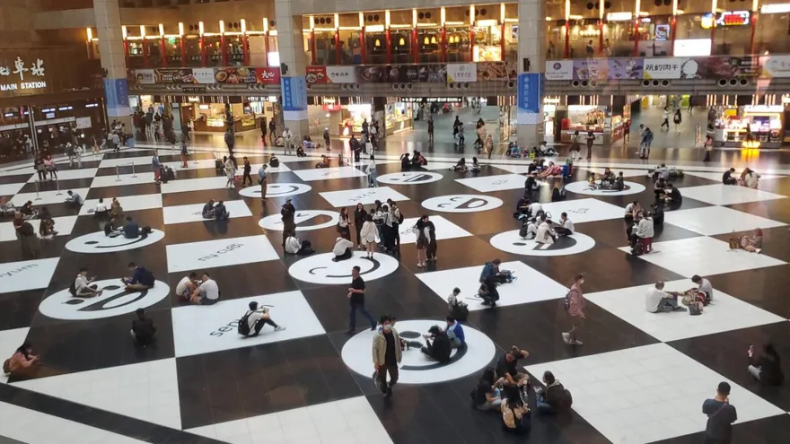 通緝犯扮街友！北車大廳撿屍太過分　桃檢：已入獄