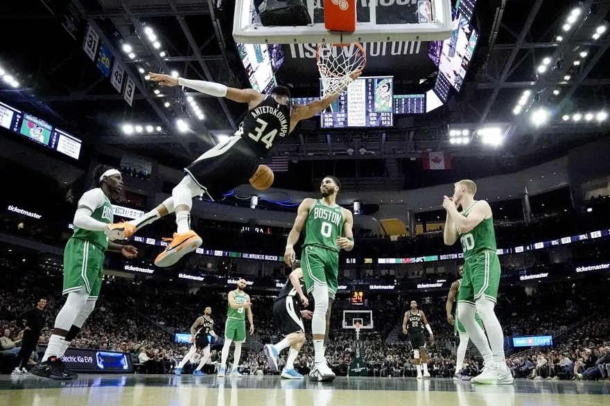 影/NBA史上首見！綠衫軍「全隊0罰球」吞敗　公鹿傷了字母哥笑不出來