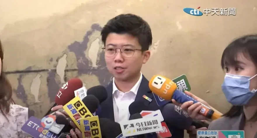 挺廢死轉彎了？苗博雅回應黃麟凱槍決：我不配合演出