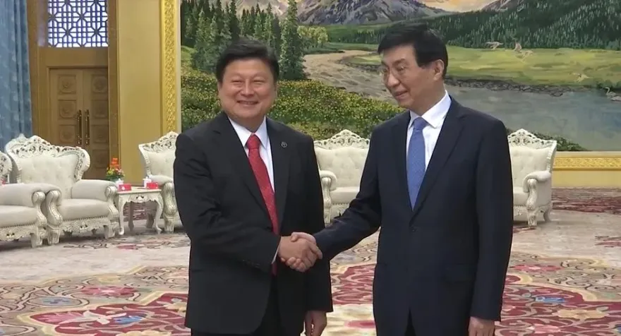 影/見王滬寧！傅崐萁喊話：今年一定帶陸客到花蓮！重建觀光業、農漁業