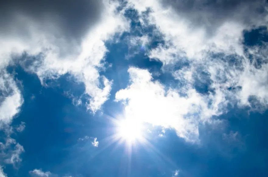 熱到像夏天！4月均溫創「歷年同期最高」　今年梅雨季恐「沒雨」