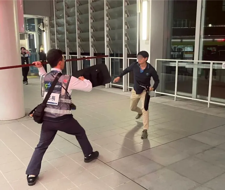 17歲高中生搭捷運遭砍！父設計「盾牌、棍棒」捐贈　中捷回應了