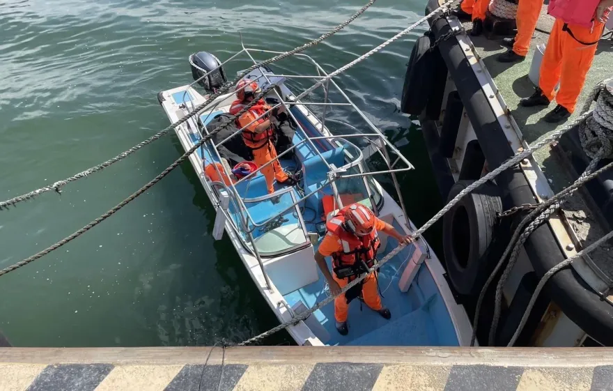 國防漏洞昭告天下？陸男長驅直入淡水河　海軍：雷達無法掌握小噸位快艇