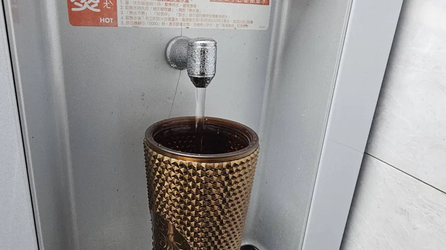 走春想喝水　奉茶APP一查「馬」上就有