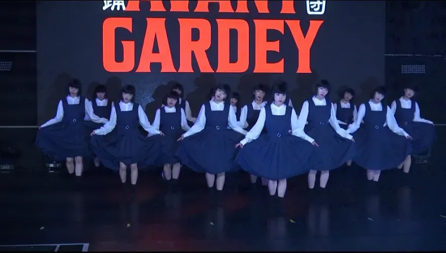放話挑戰32蹲！日超狂舞團avantgardey登台「1秘訣」維持體力　合體王彩樺女兒熱跳〈保庇〉