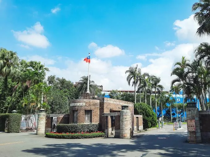 台大學生會批闖校園盤查抓人　移民署解釋道歉了