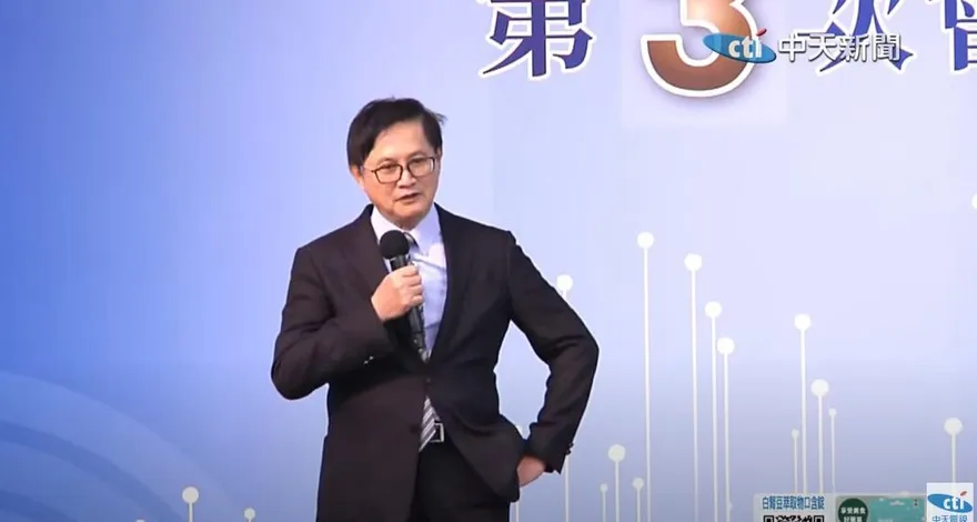 批徐榛蔚演苦旦戲　童子賢：當時縣長是傅崐萁