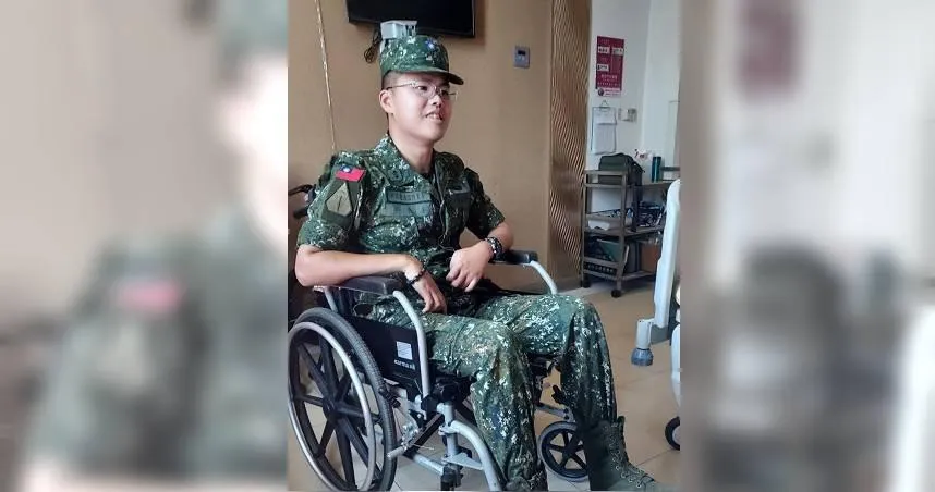 跳傘意外後重生！秦良丰最新工作曝光　現任國軍醫院行政專員