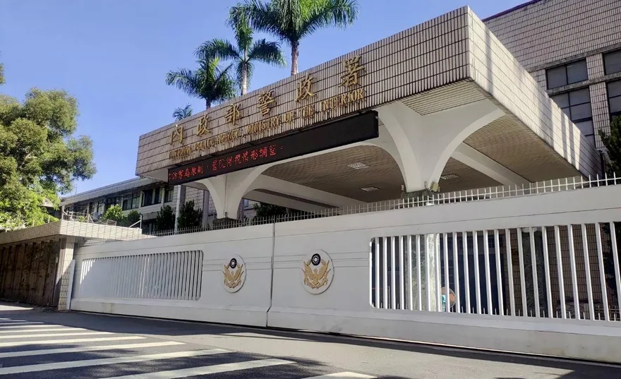 刑事局明日之星竟涉恐嚇討債　50萬元交保