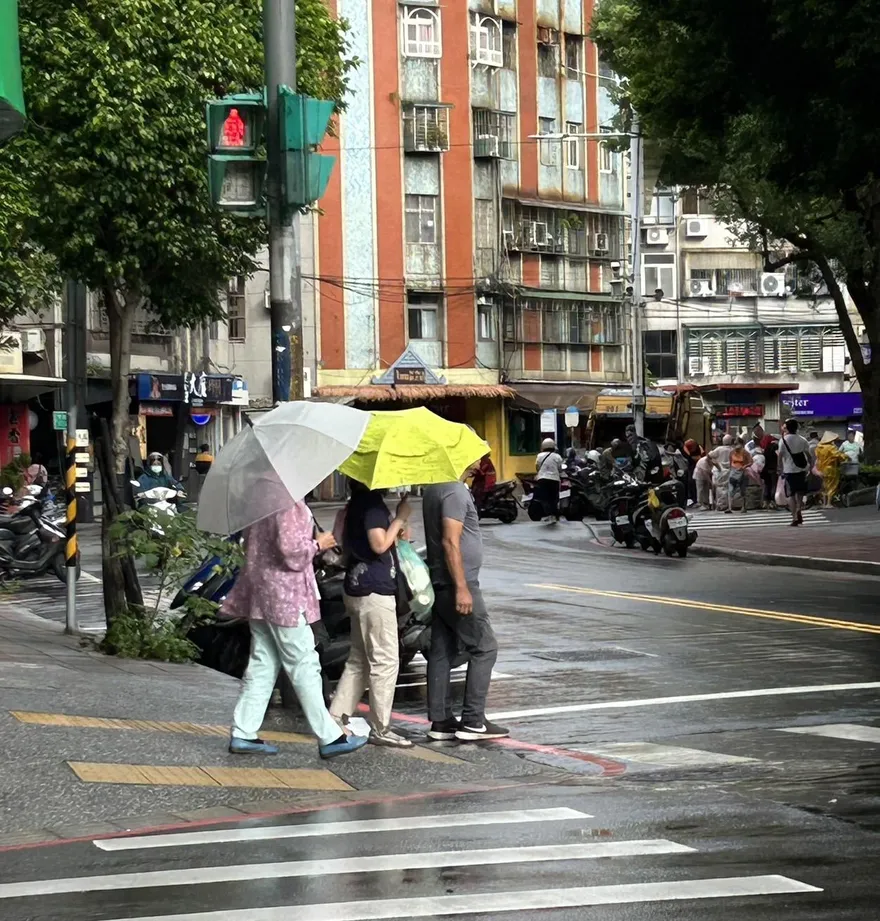 雙十連假迎好天氣！明起4地東北風甩雨　西部沿海防年度大潮