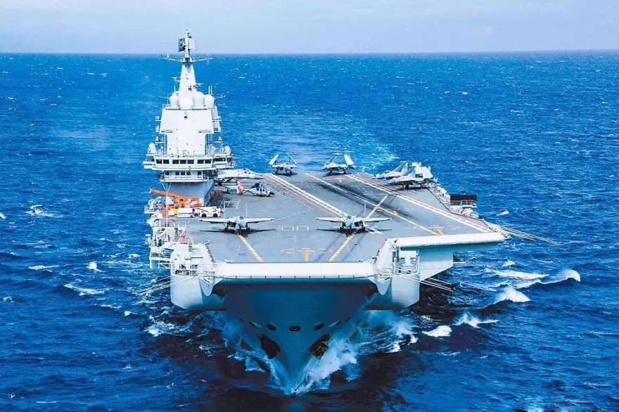 影/大陸雙航母合璧為「2024利劍B」做準備？退役中將曝解放軍戰術布局