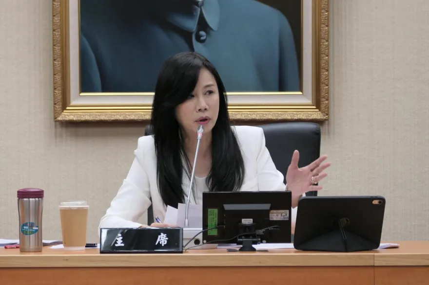 鄭麗文宣布新人事　連勝武接KMT Studio、萬美玲掌婦女部