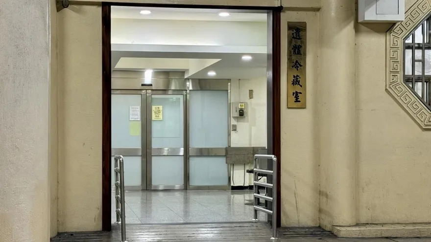 新北女童開學日墜樓亡　家長泣：生前疑似與同學不和