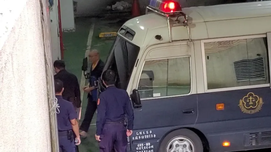 柯文哲獄中剃光頭原因曝光　陳佩琪爆由寵物美容師操刀