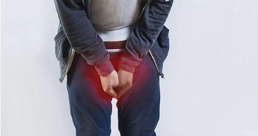 愛愛後「GG著火」讓他不敢行房！醫：恐是攝護腺炎警訊