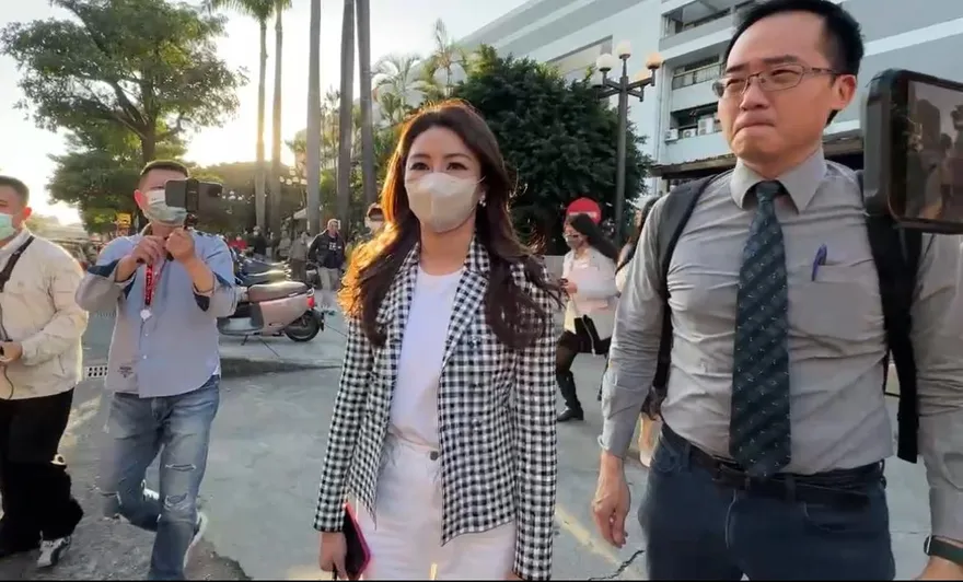 徐培菁控檢不當訊問性騷　今現身台中高分檢說明