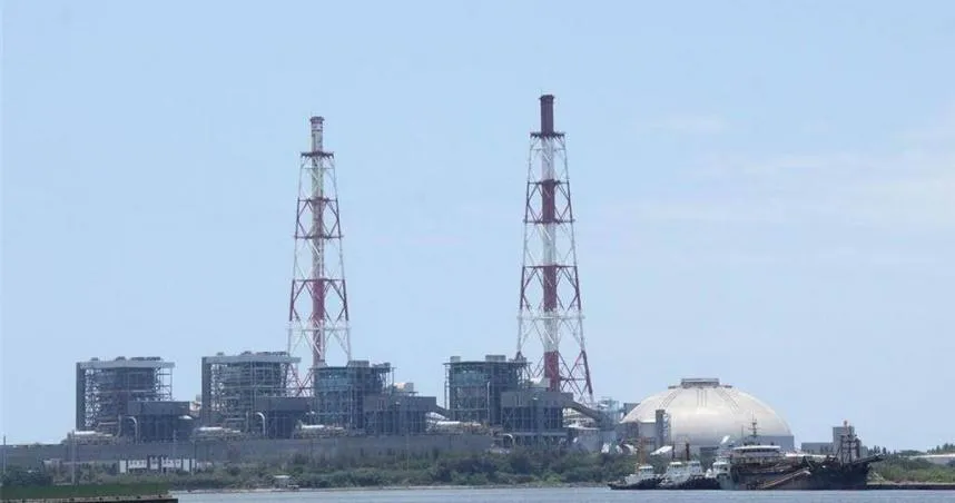 高雄市民炸鍋！興達、大林電廠偷開　台電：合法合理使用