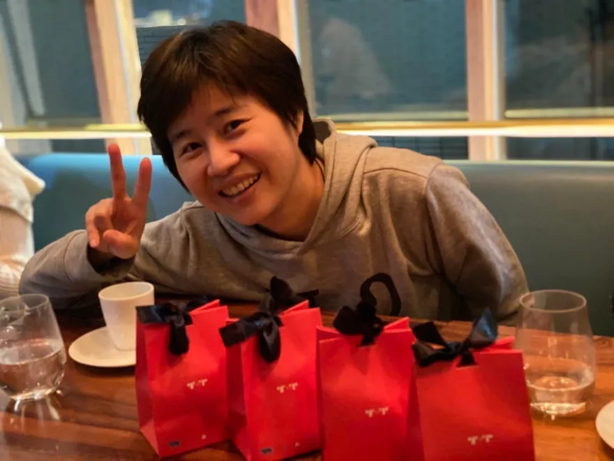 花約兩萬追星卻被當盤子　植村秀見面會「卡神」楊蕙如怒申訴退貨