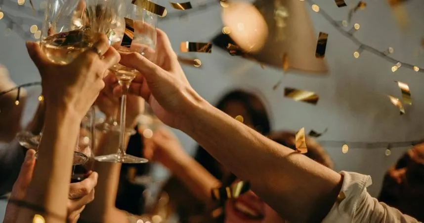 佛跳牆、豬蹄膀藏高油陷阱！營養師：會吃比少吃更重要