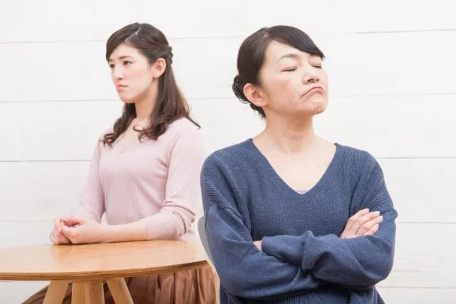 婆婆硬留「初三再回娘家」！媳婦好無助　網噓：女兒自己來