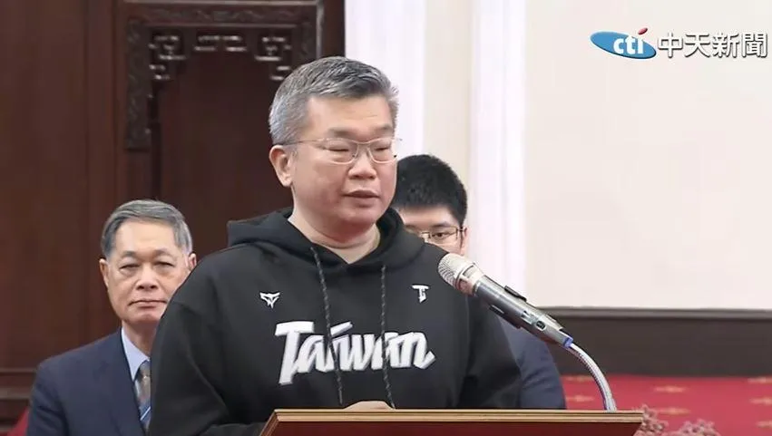 堰塞湖重創棒球搖籃光復鄉　蔡其昌與6職棒球團捐50萬元