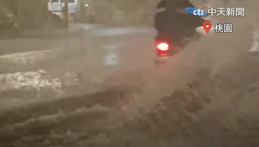 幾乎全台泡水中！18縣市豪雨續炸　南投雨量亮紅燈