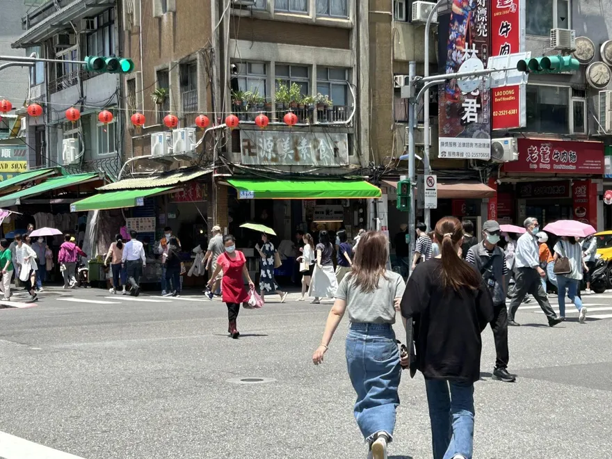 午後熱浪來襲！「9縣市」高溫警報　屏東縣狂飆38度