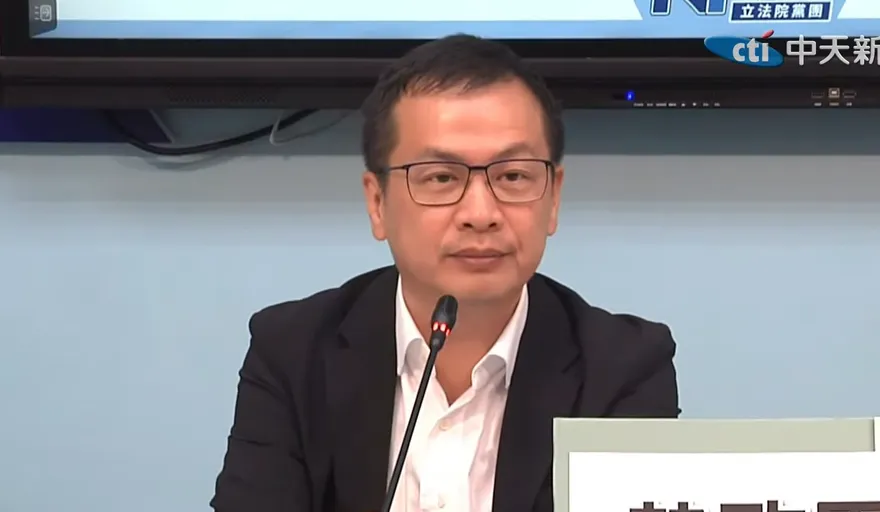 羅智強：沈伯洋「紅孩兒」迴力鏢　吳思瑤轉移焦點洗地