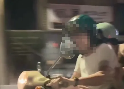 路怒症發作？台南騎士不滿被叭　狂追「撿石頭」砸車