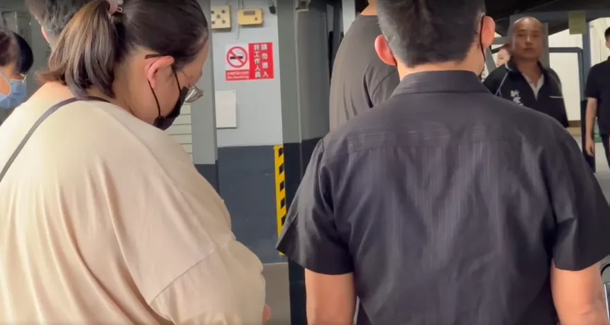 台中女大生載妹返家遇車禍！噴飛撞變電箱亡　求學背景曝