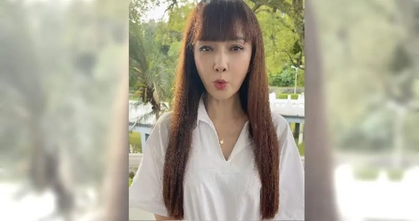 影/在三峽車禍現場拍片被罵翻！胡文英鞠躬道歉了
