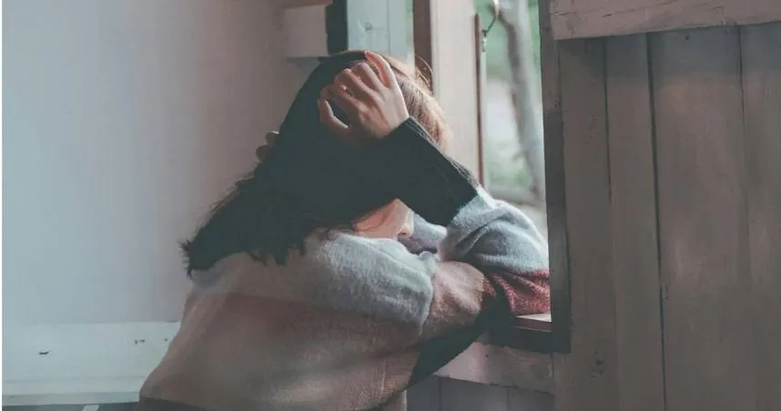 機師尪月入30萬不給家用！空姐人妻崩潰：育兒津貼也被拿走