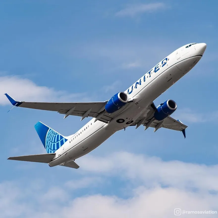 惡作劇？廁所鏡子驚見「飛機有炸彈」　美349人客機急返航