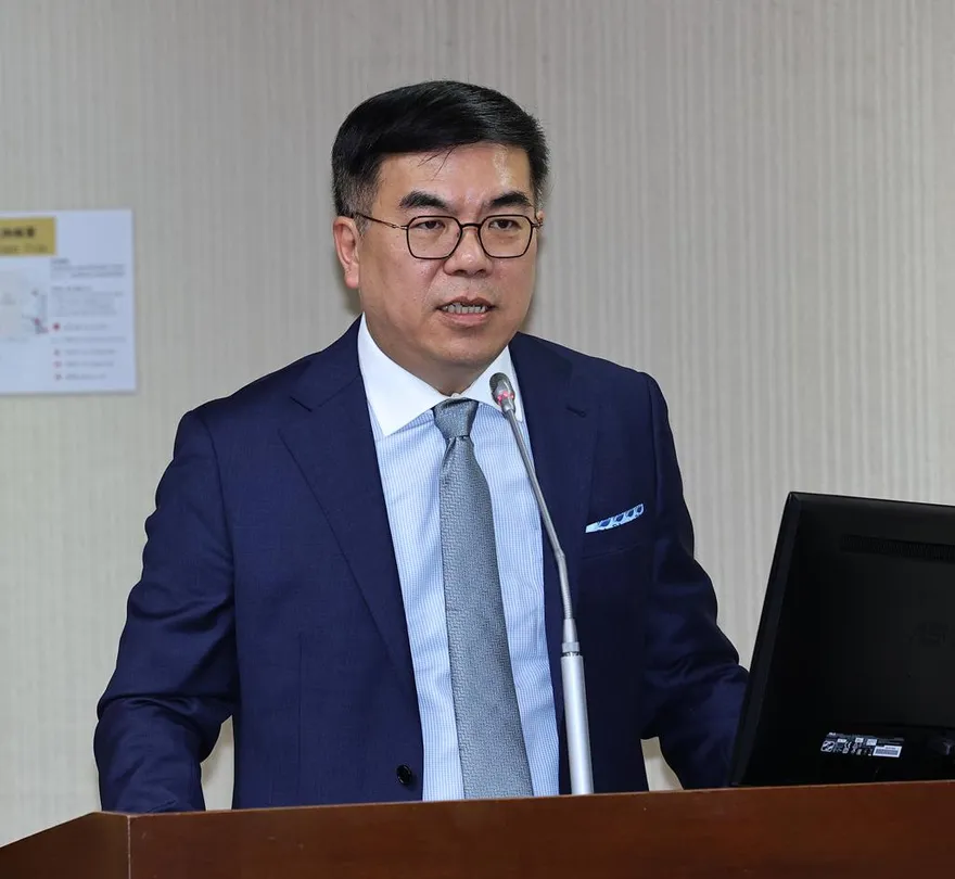 環境部長談火力發電…竟扯「家庭主婦煮菜」 網炸鍋轟講Ｘ話