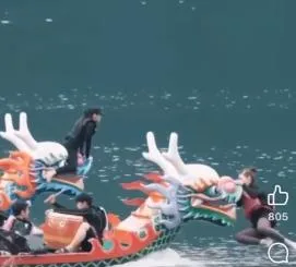 影/花蓮鯉魚潭龍舟賽意外！女奪標手落水遭撞頭畫面曝