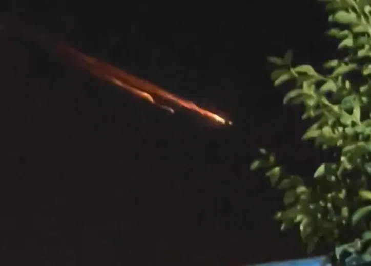 驚！山東夜空現「閃亮不明物體」　專家研判是「前蘇聯衛星」