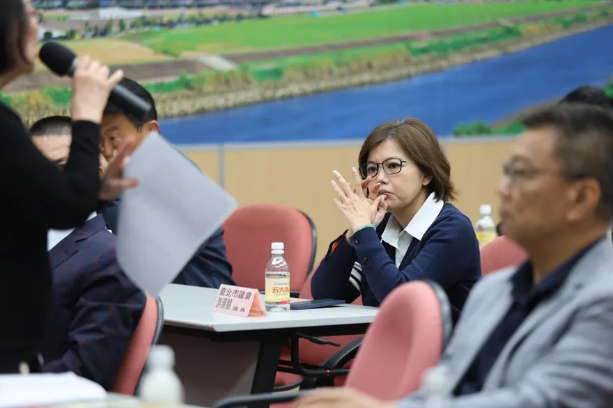 王定宇預言台灣關稅翻車？游淑慧2點解析酸：要不要踹共