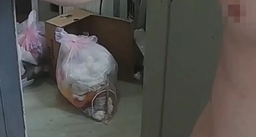 客人全裸+GG外露取餐！外送員無奈：怕被檢舉只能照送