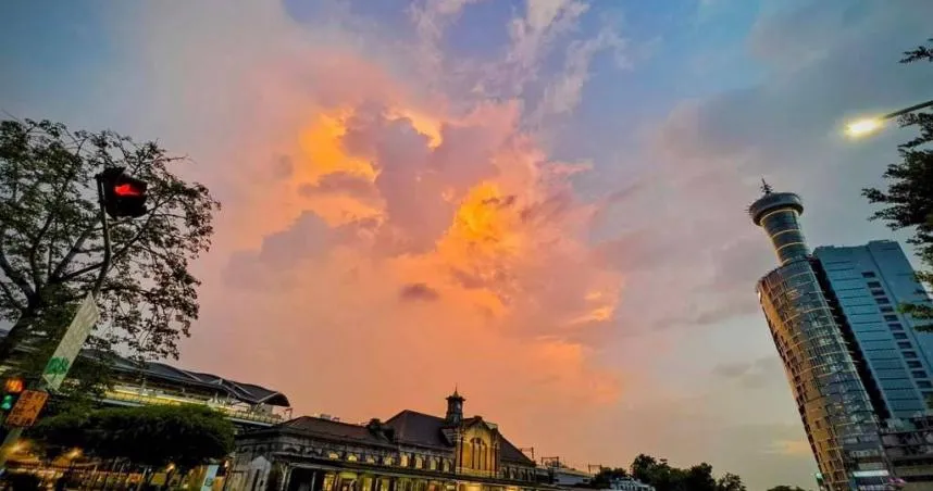 火燒雲染紅台中天空！10分鐘後爆地震　網嚇：想起921