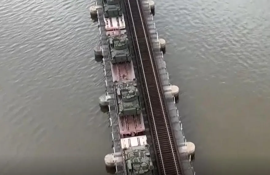 影/華府閱兵將登場！坦克車隊綿延近2公里　數千特勤維安