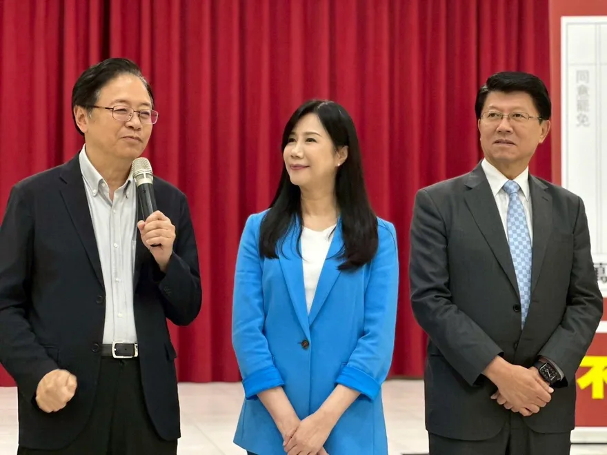 萬美玲問政說明會鄉親力挺　張善政、謝龍介齊聲反罷免