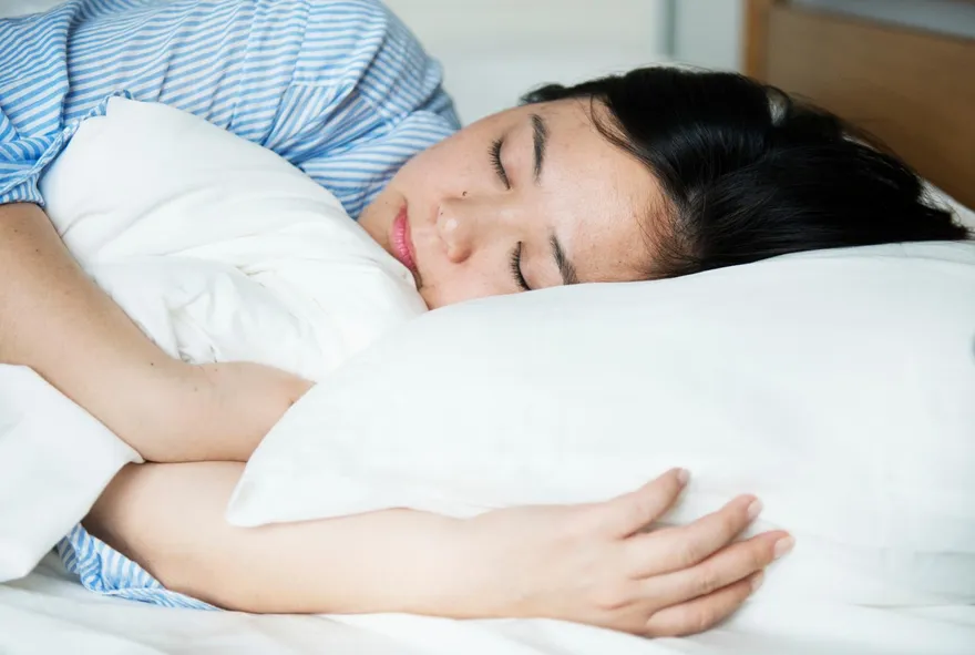 久睡有害健康！每天睡逾9小時　心血管疾病風險增34%