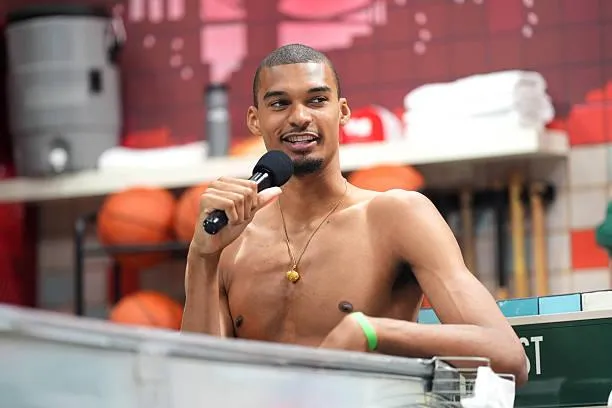 NBA/文班亞馬右肩血栓康復進展不明　新賽季出賽無虞